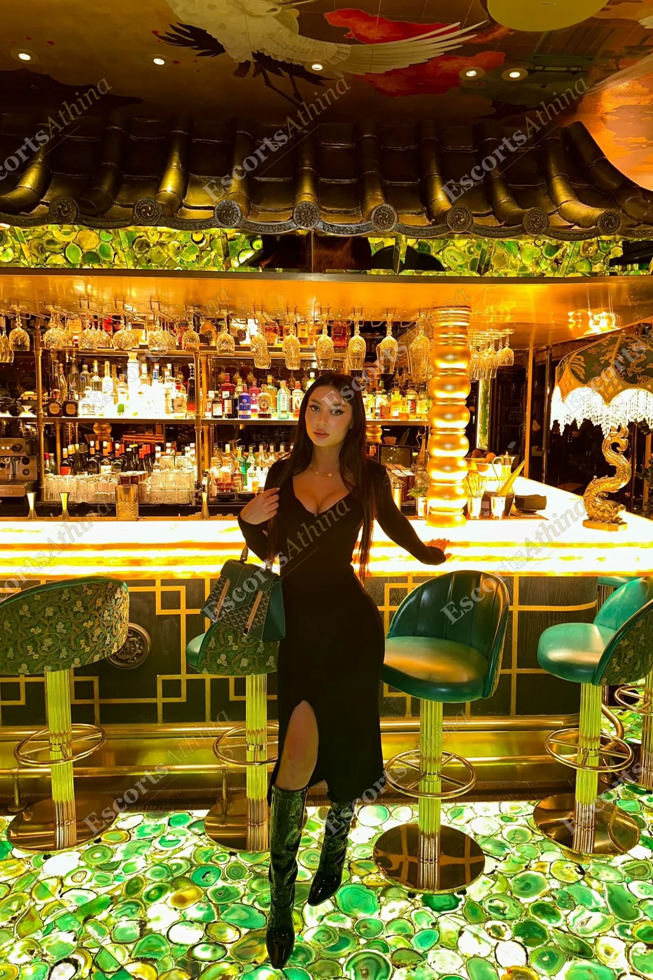 Model Escort Mykonos — Zlata Hadid Zlata Hadid in Mykonos — Model escort in Mykonos, photo 12